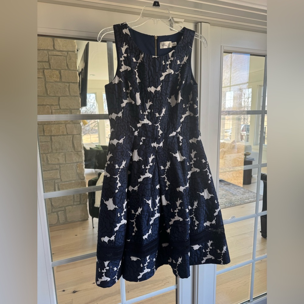 Eliza J 💙Navy and White Fit and Flare Brocade Floral Dress